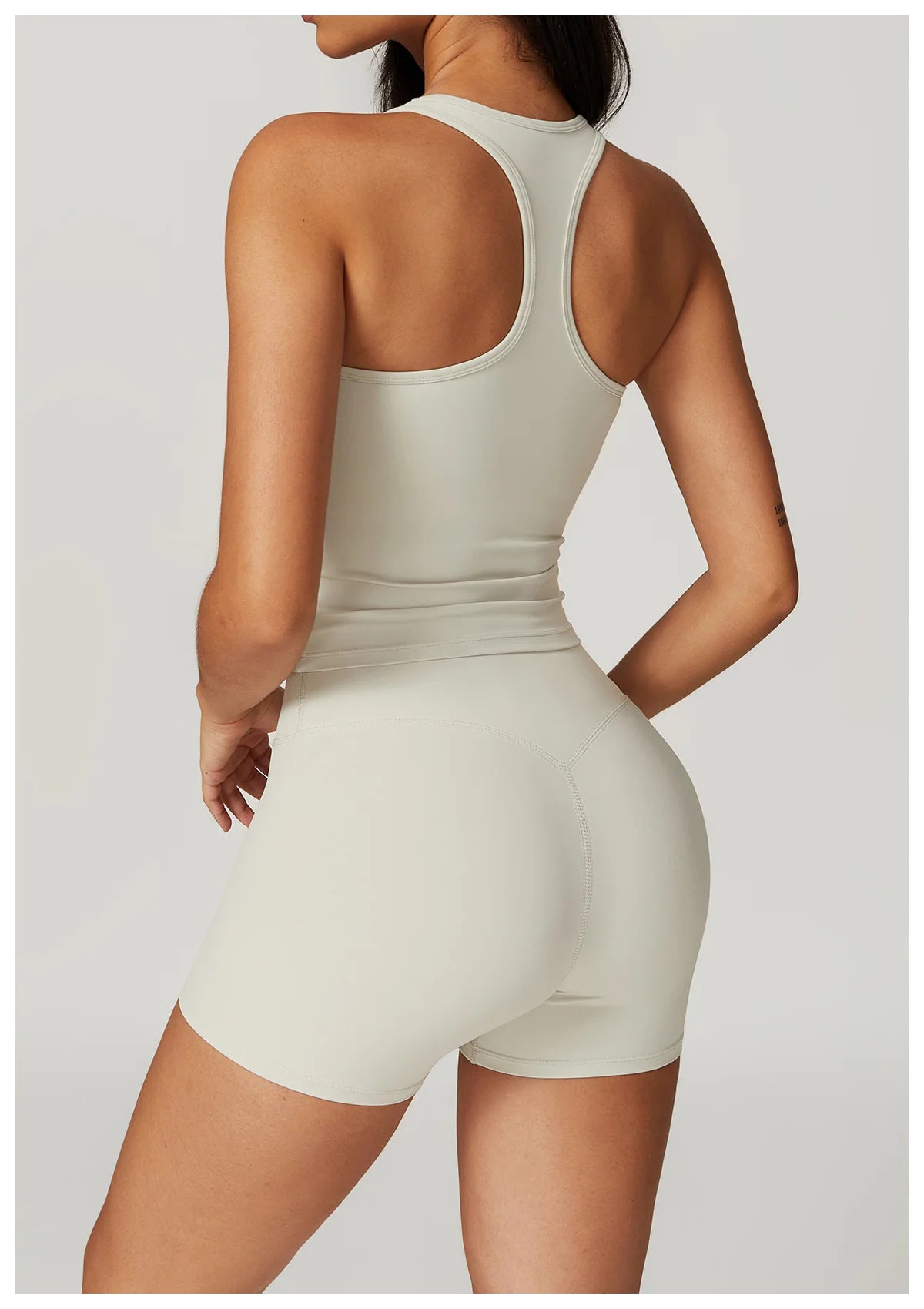 VIVU Seamless Sports Bra Swan White