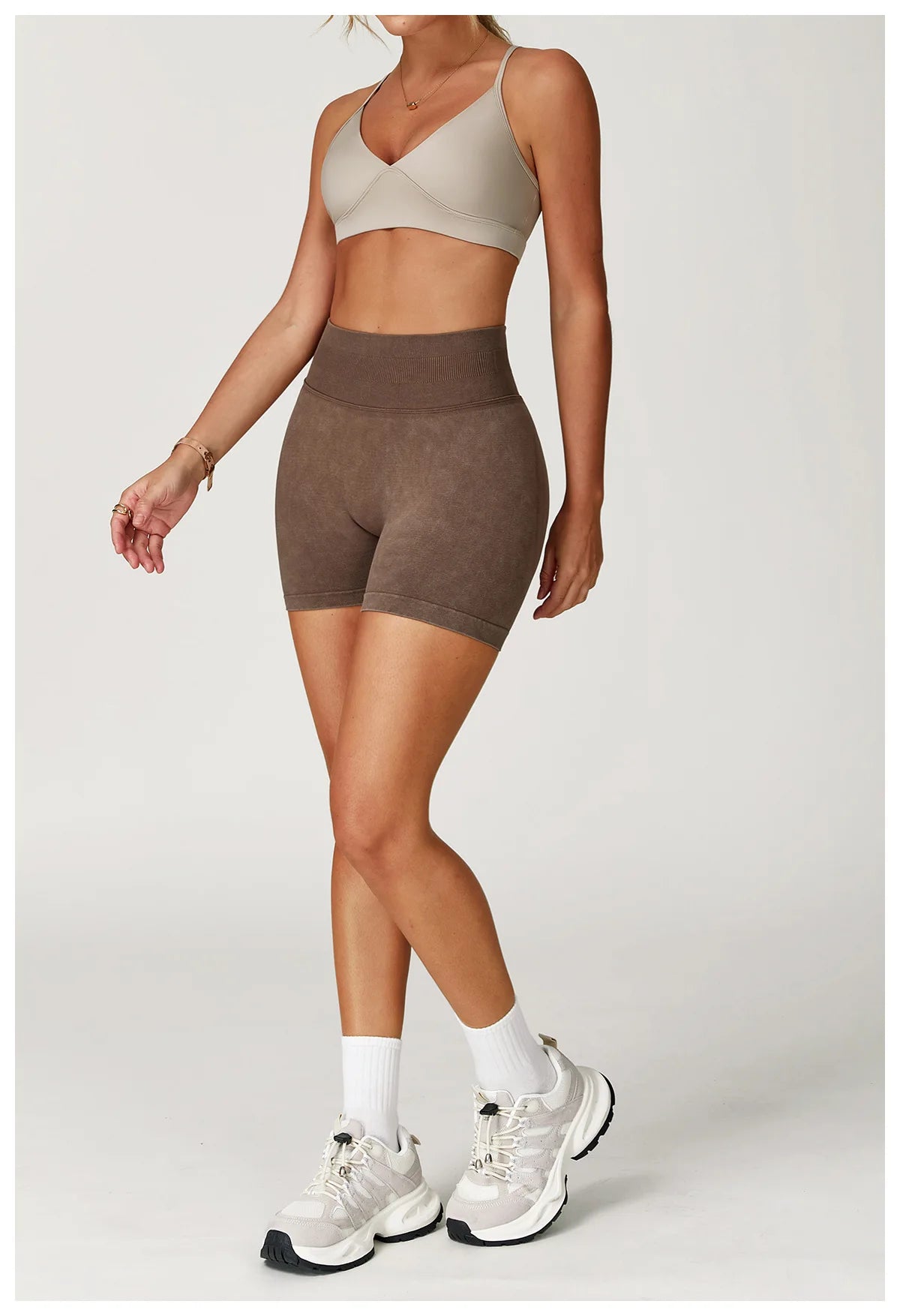 VIVU Sand Wash Yoga Shorts Huacha Brown
