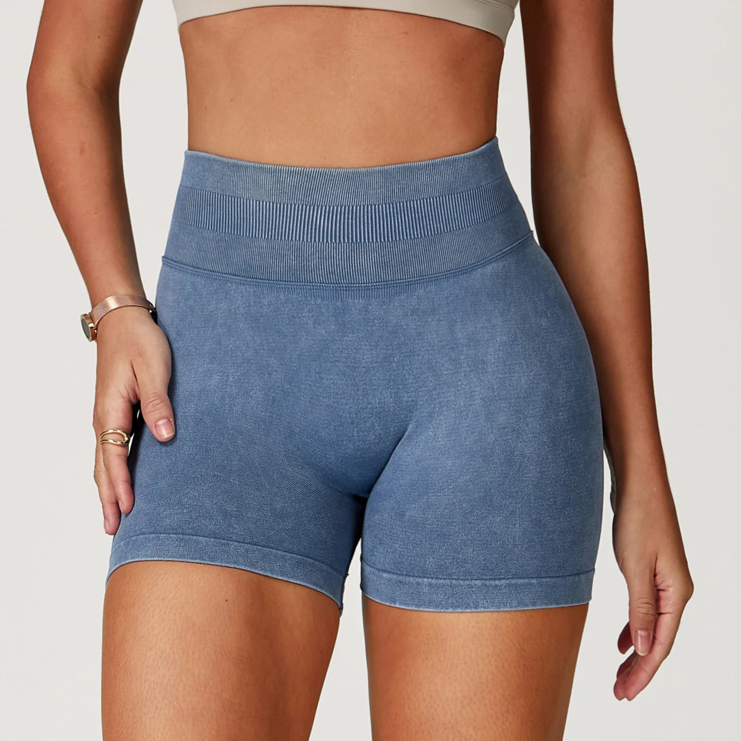 VIVU Scrunch Sand-Wash Yoga Shorts - photo 8